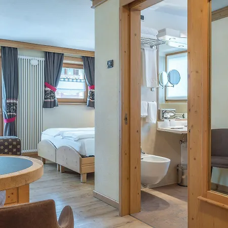 Hotel Crosal