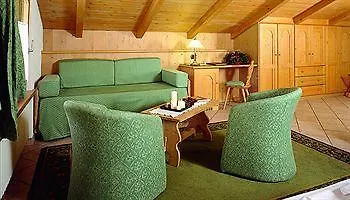 Hotel Crosal