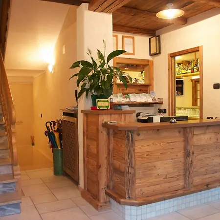 Otel Crosal 3*