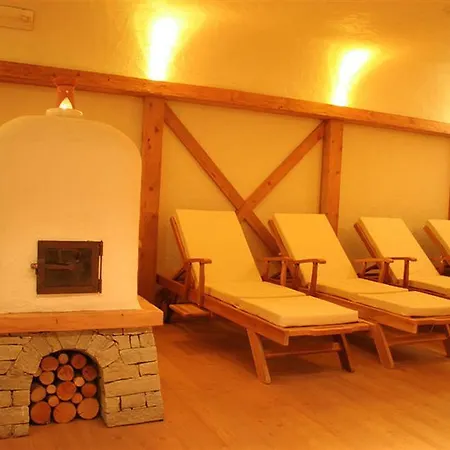 Hotel Crosal