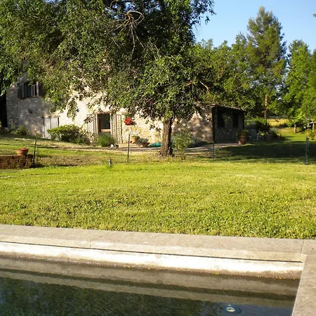 Crosal Hotel 3*